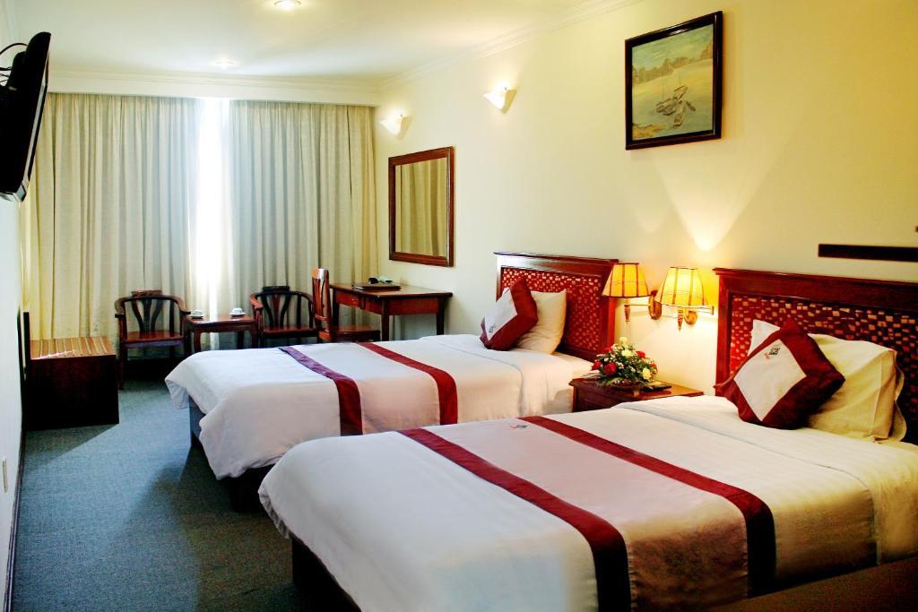 Bmc Thang Long Ha Long Bilik gambar